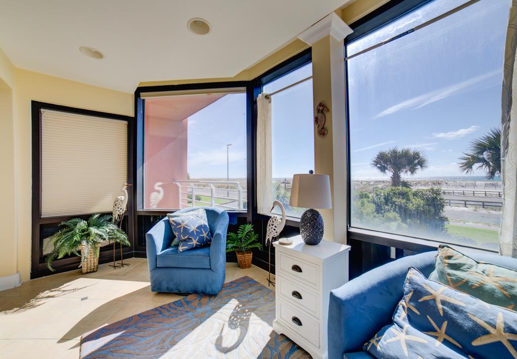 Palm Beach Club 122 12