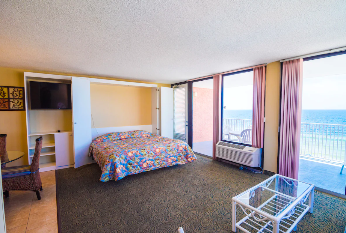 Room at the Osprey Motel in Panama City Beach, Florida