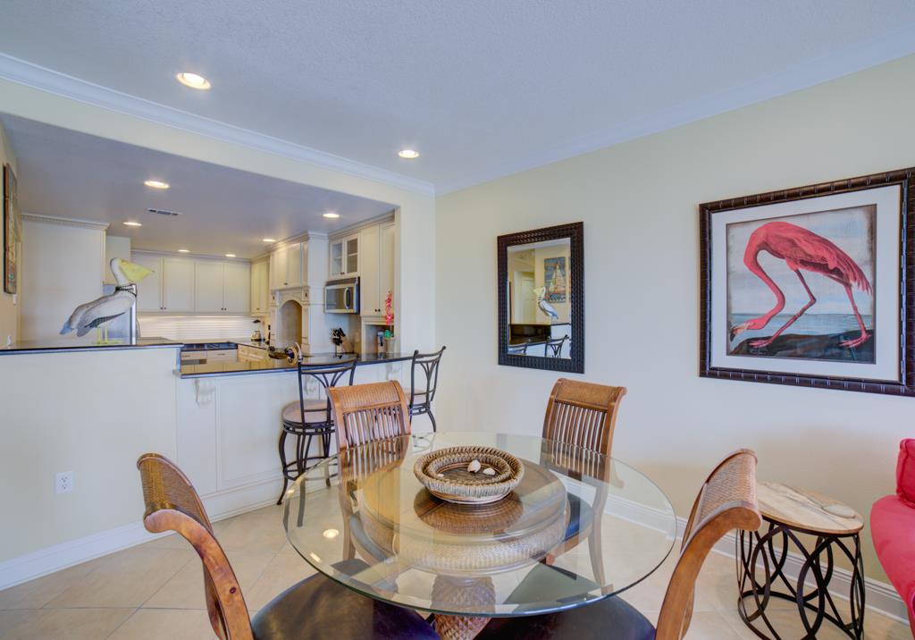 Palm Beach Club 122 15