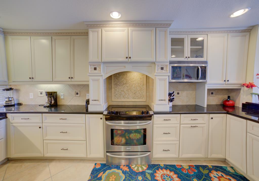 Palm Beach Club 122 20