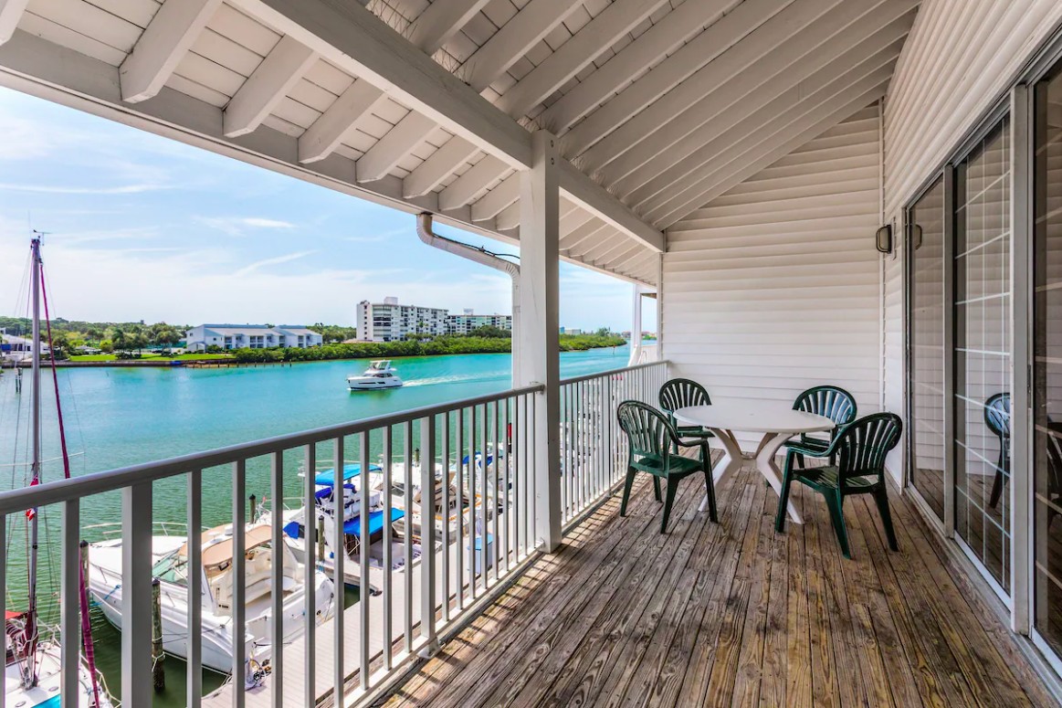 Holiday Inn Hotel  Suites Harbourside in Clearwater Beach, Florida
