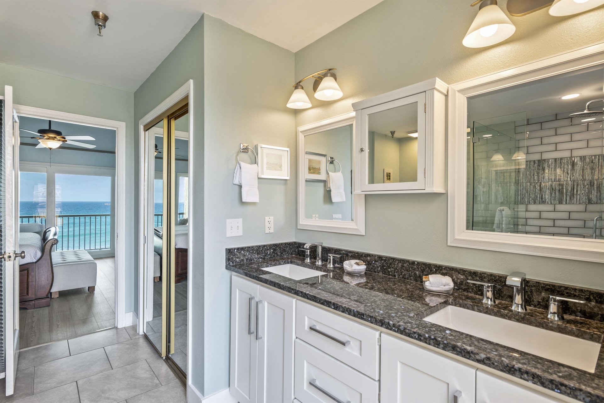 Destin Seafarer 209 18