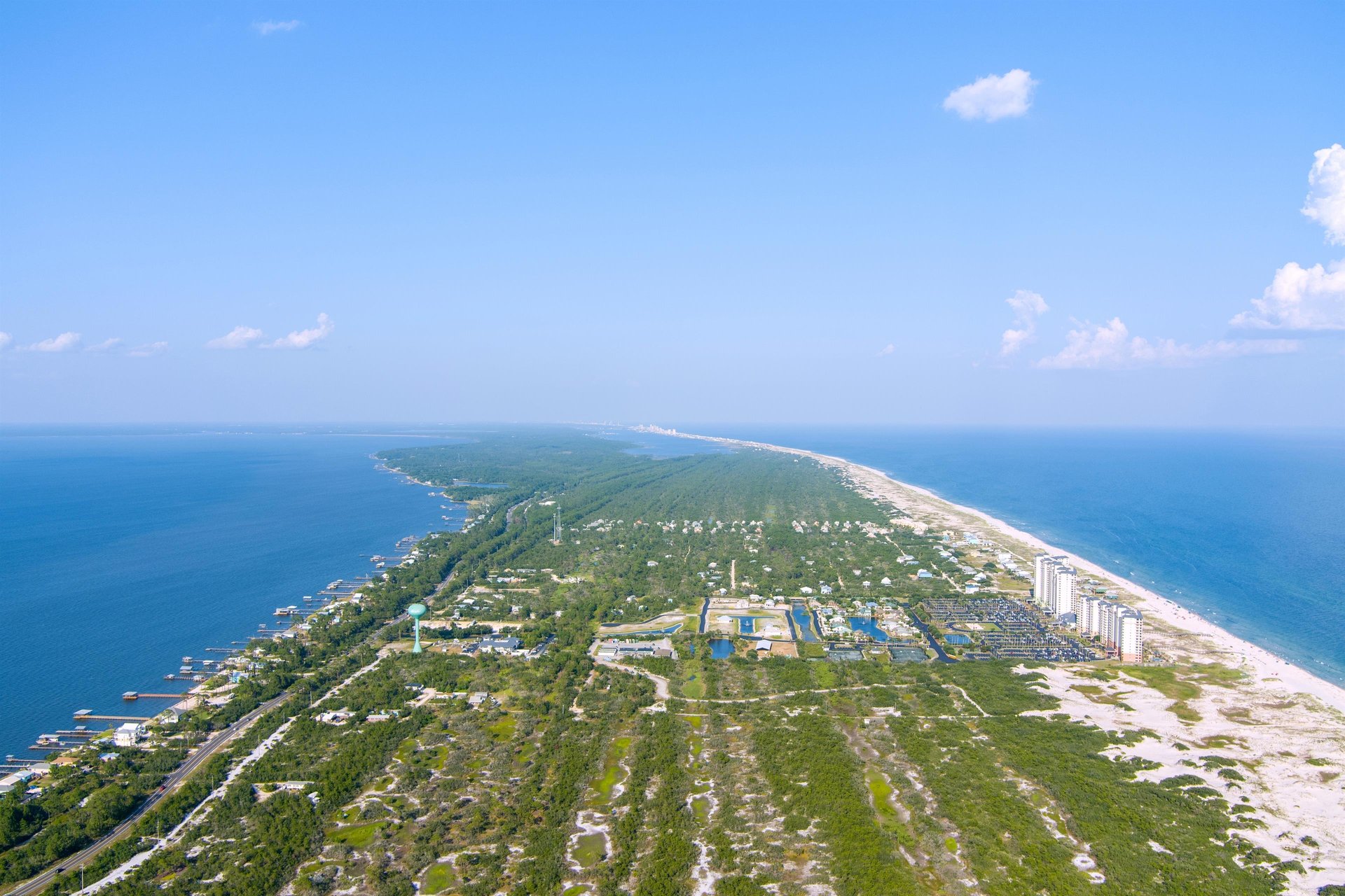 find a huge selection of vacation homes in Fort Morgan.