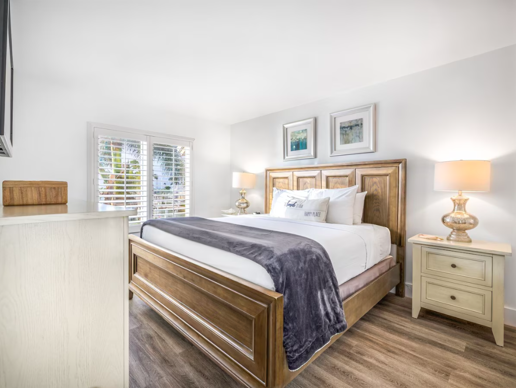 Room at South Seas Island Resort