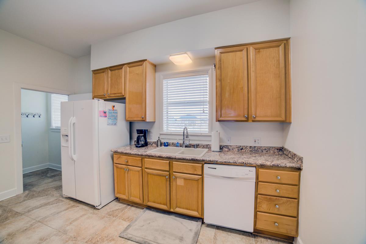 8017 Gulf Boulevard  Footprints in the Sand 19