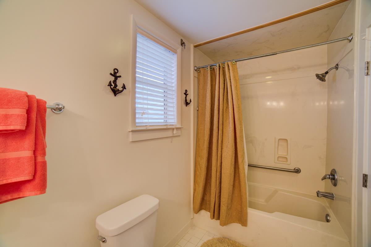 8017 Gulf Boulevard  Footprints in the Sand 33