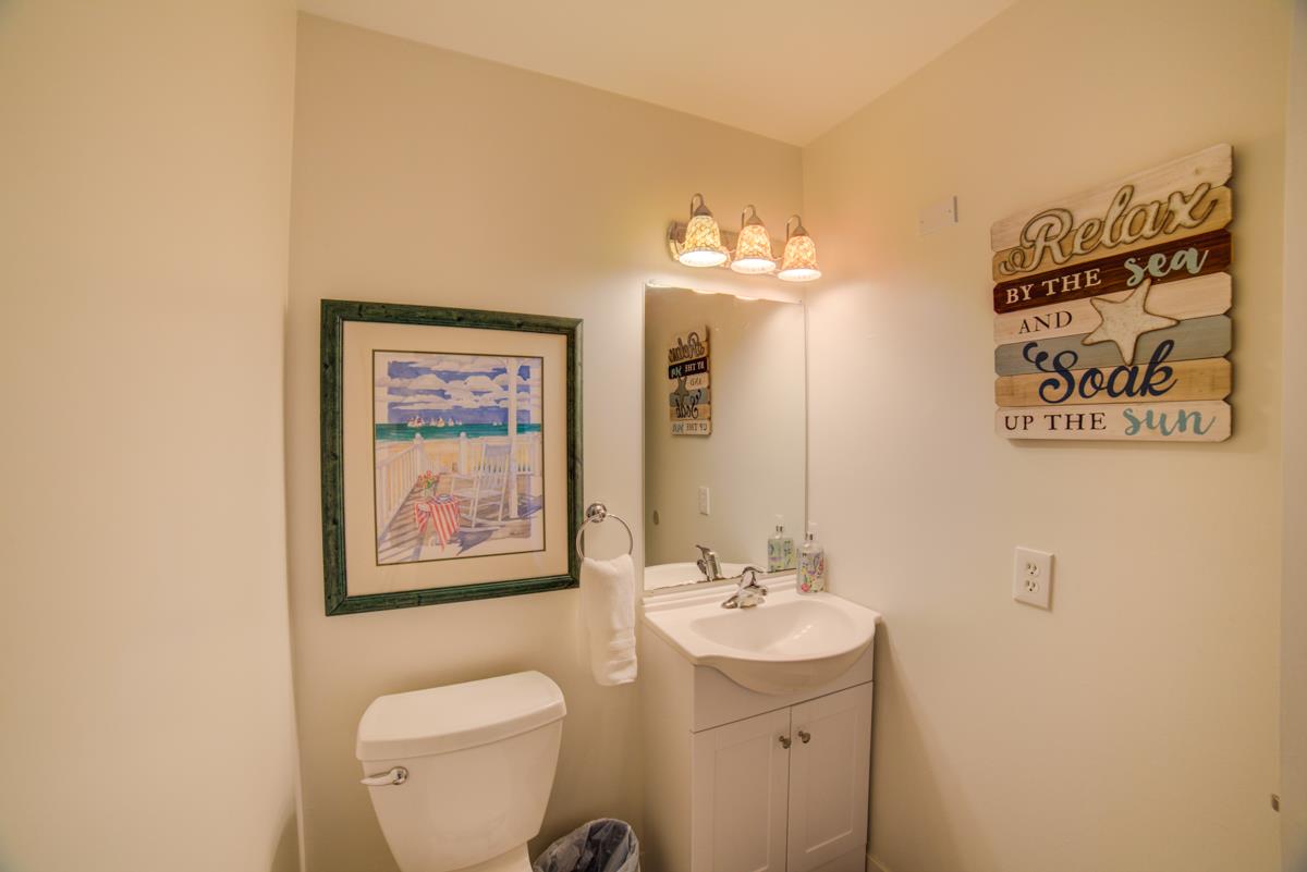 8017 Gulf Boulevard  Footprints in the Sand 41