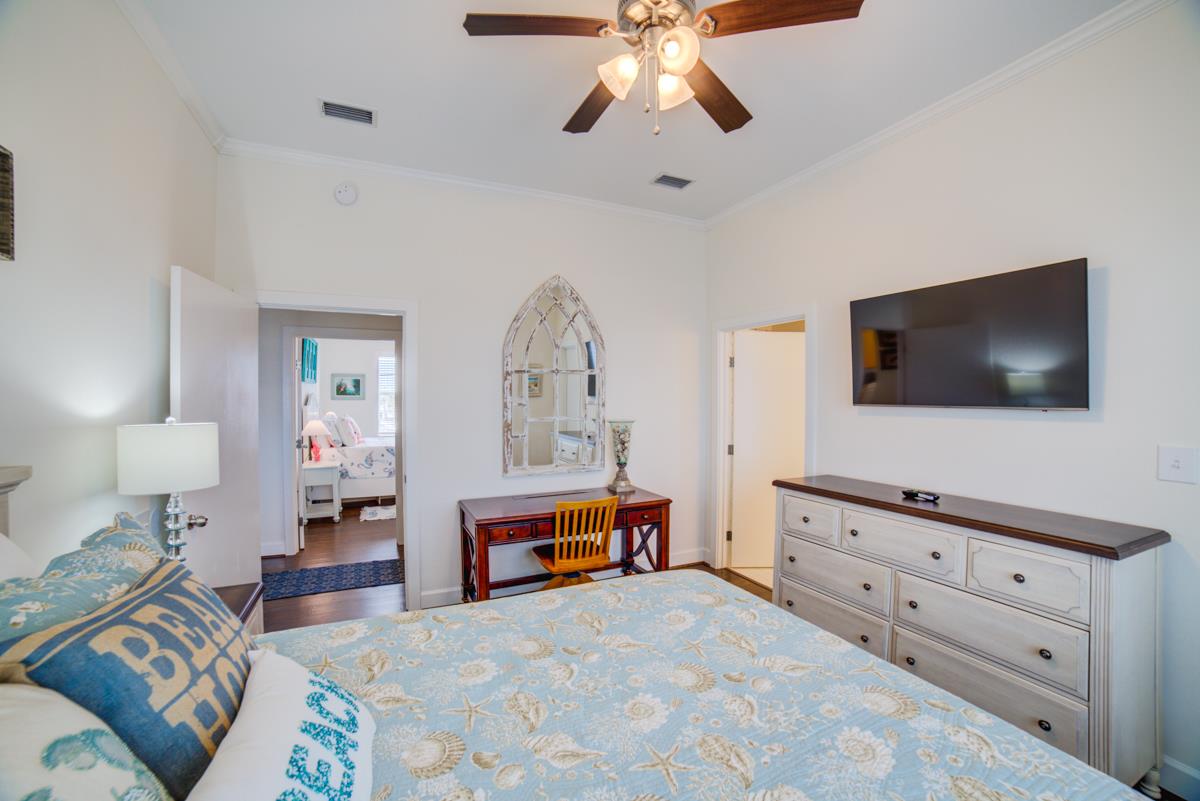 8017 Gulf Boulevard  Footprints in the Sand 45