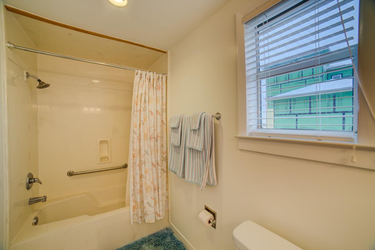 8017 Gulf Boulevard  Footprints in the Sand 47