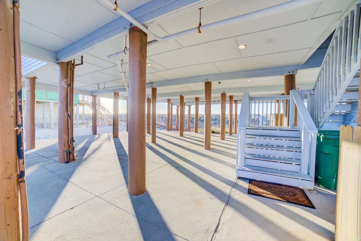 8017 Gulf Boulevard  Footprints in the Sand 50