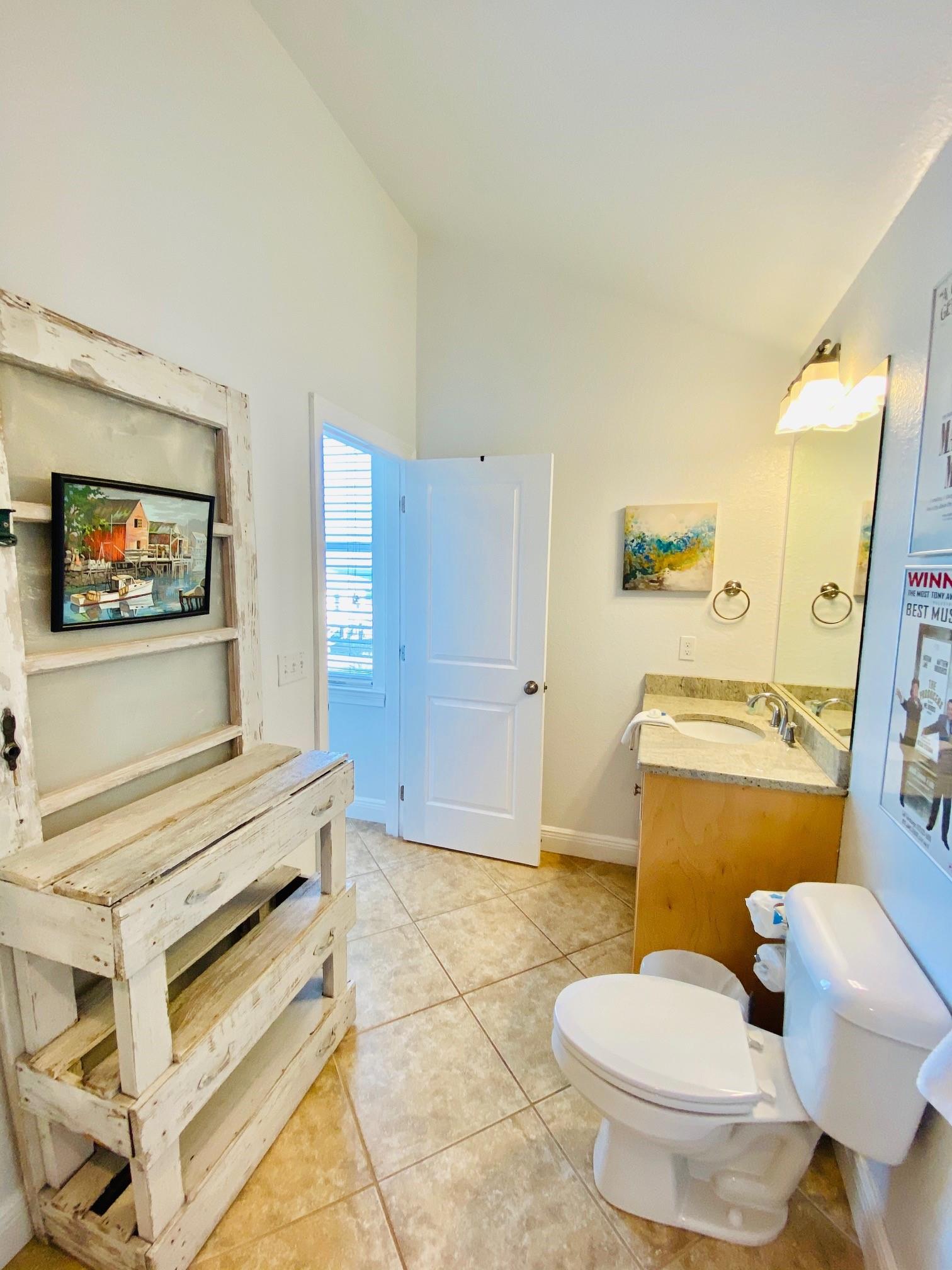 Ariola 1003  The Starfish House 46