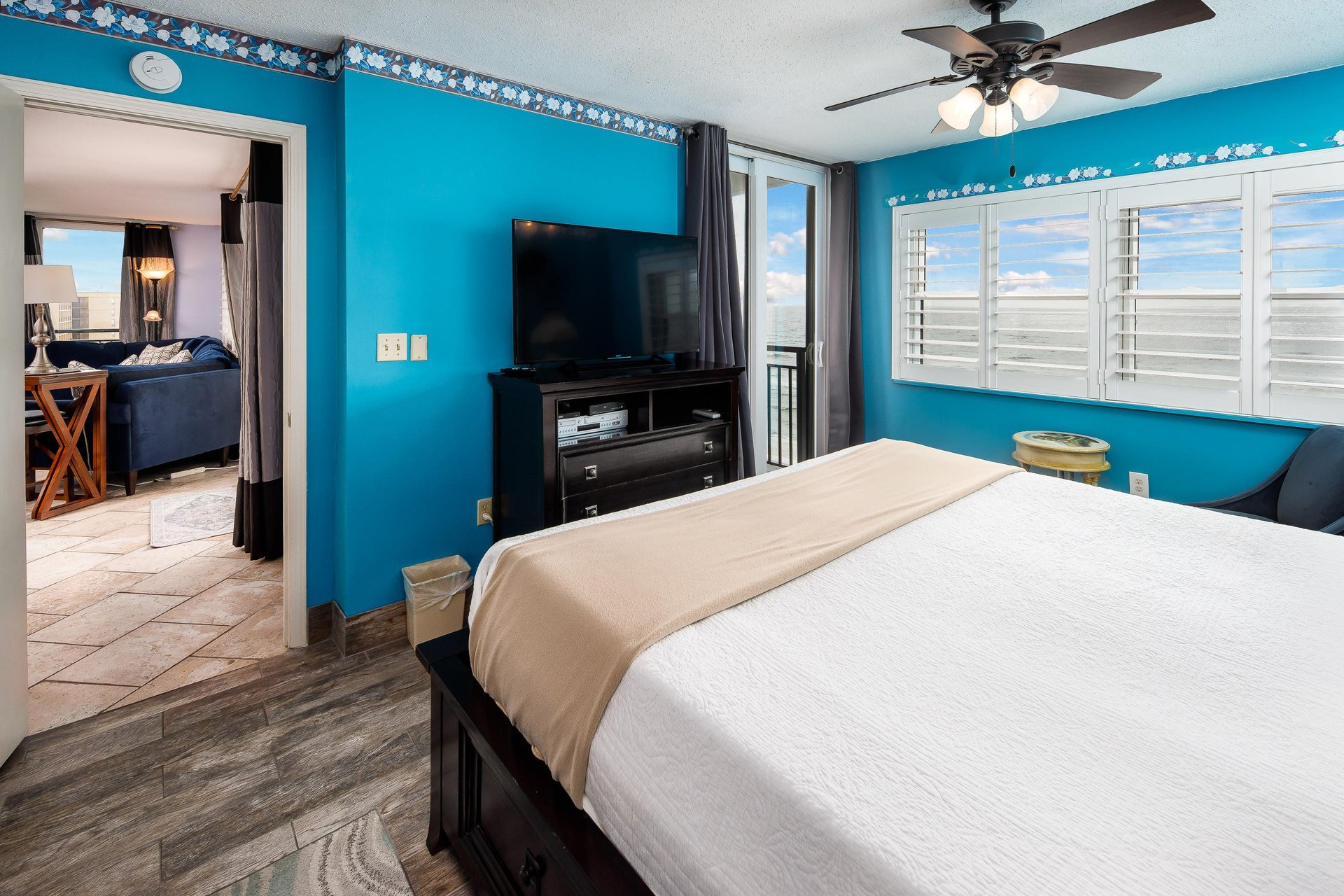 Nautilus Unit 1704 13