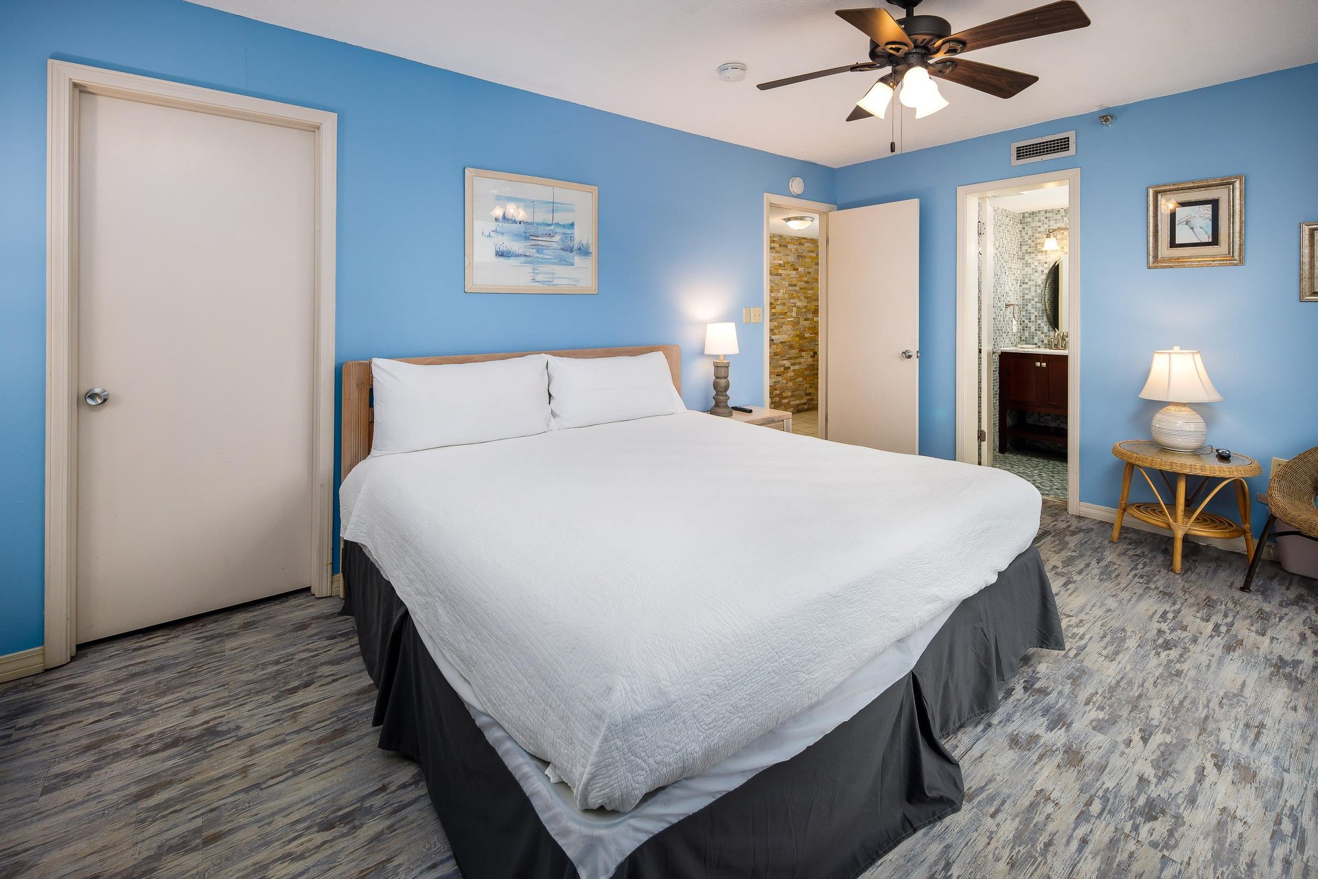 Nautilus Unit 1704 18