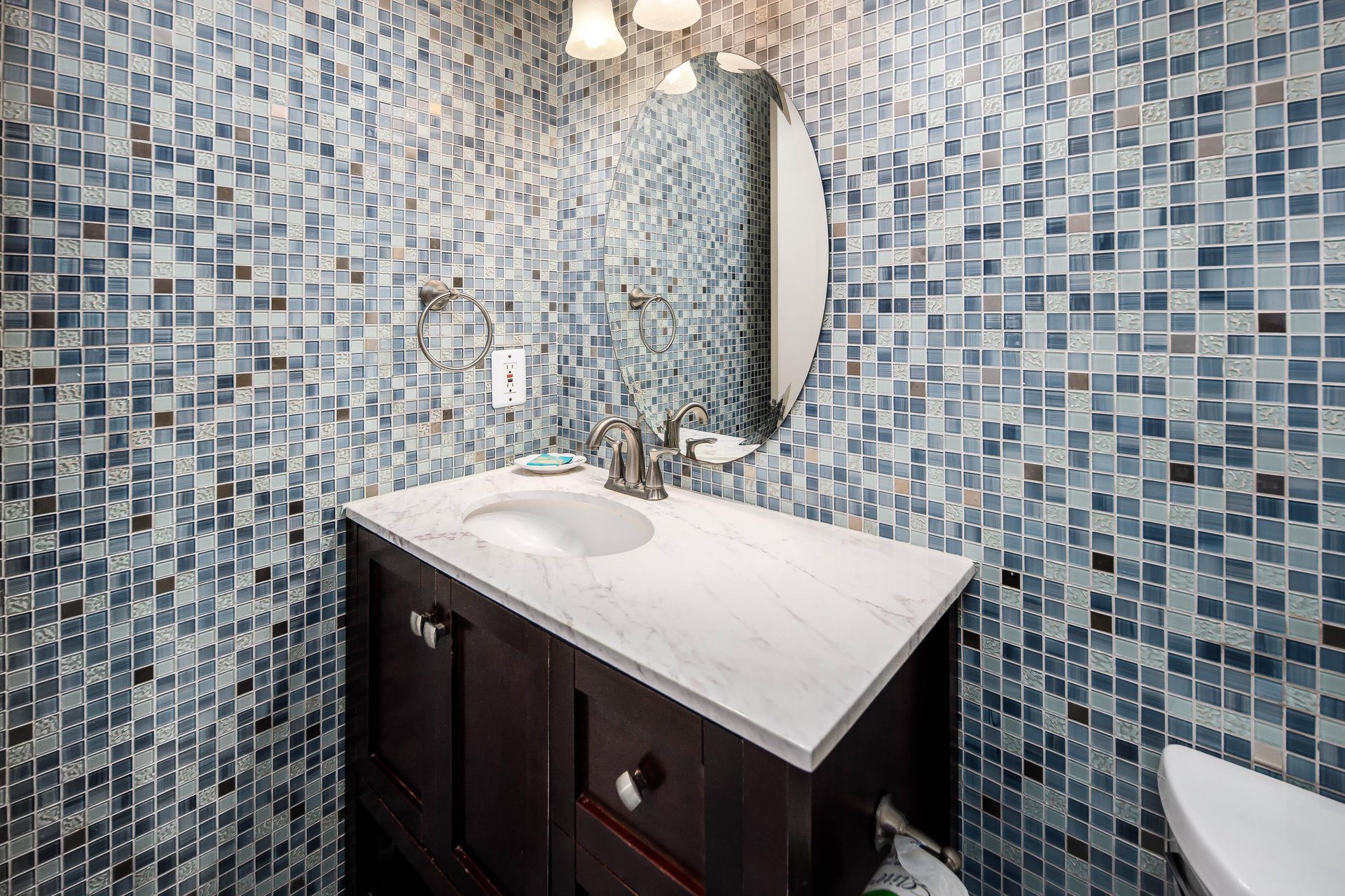 Nautilus Unit 1704 20