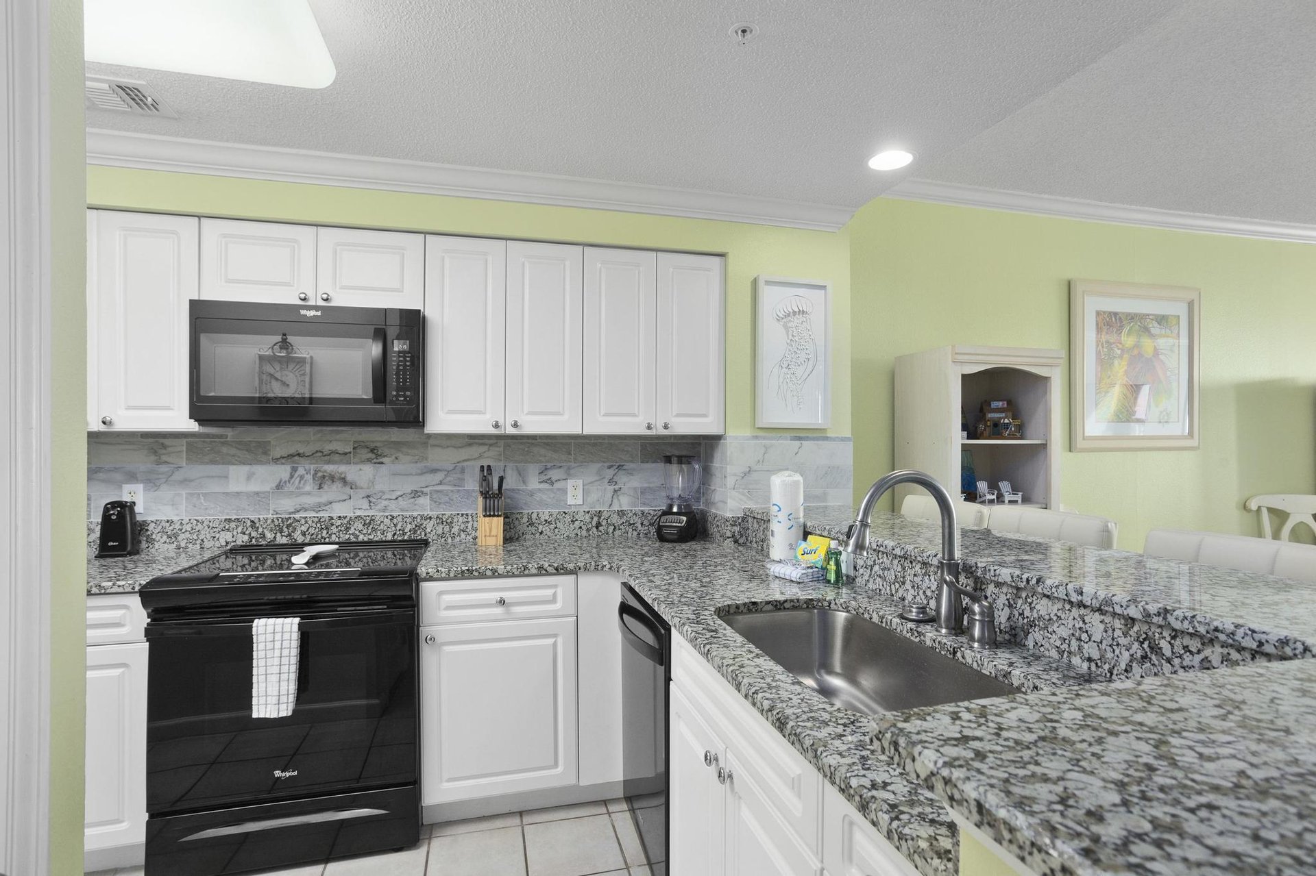 The Pearl of Navarre 303  Seas the Day 8