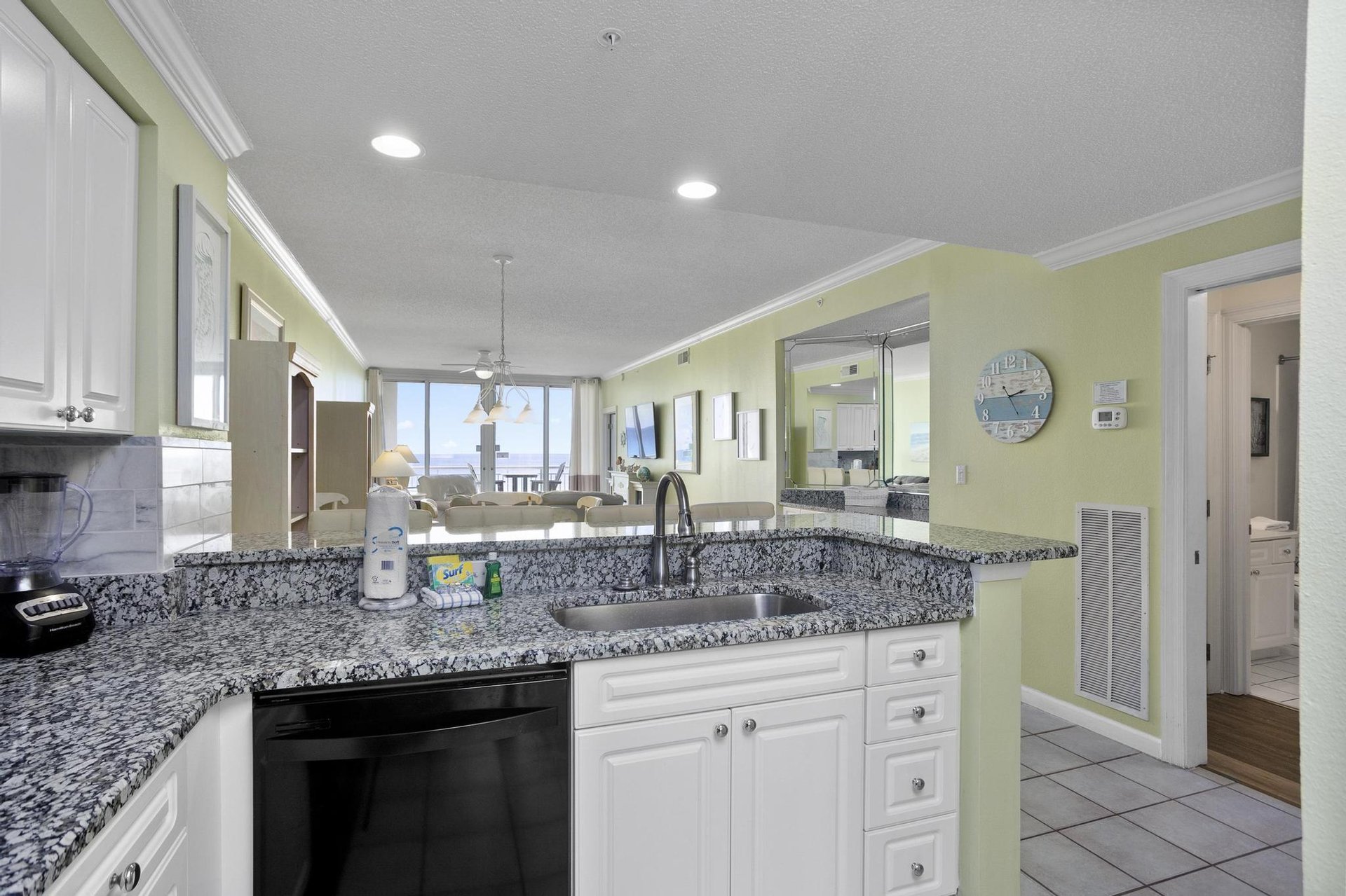 The Pearl of Navarre 303  Seas the Day 12