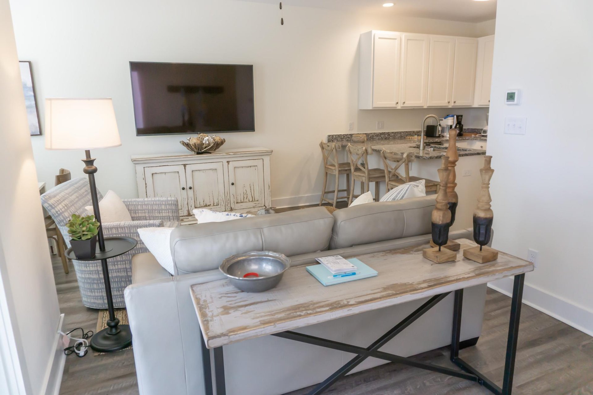 Hidden Lake Condos 112 8