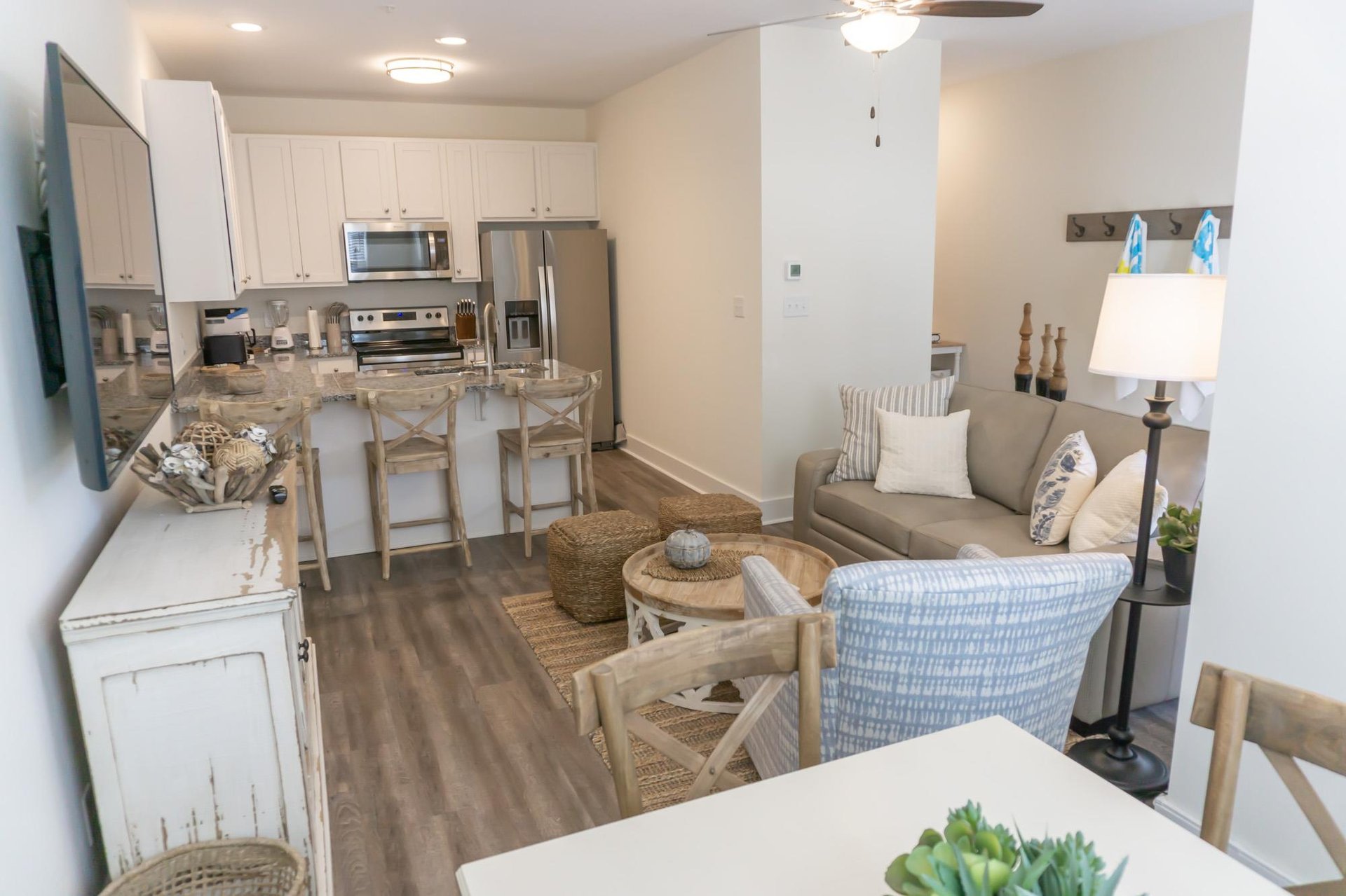 Hidden Lake Condos 112 13