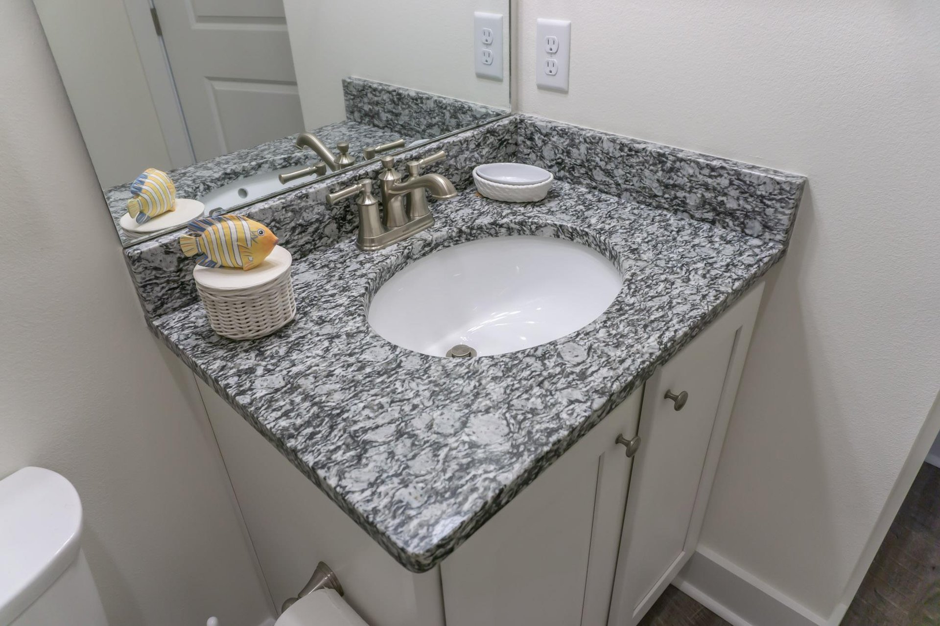 Hidden Lake Condos 112 21