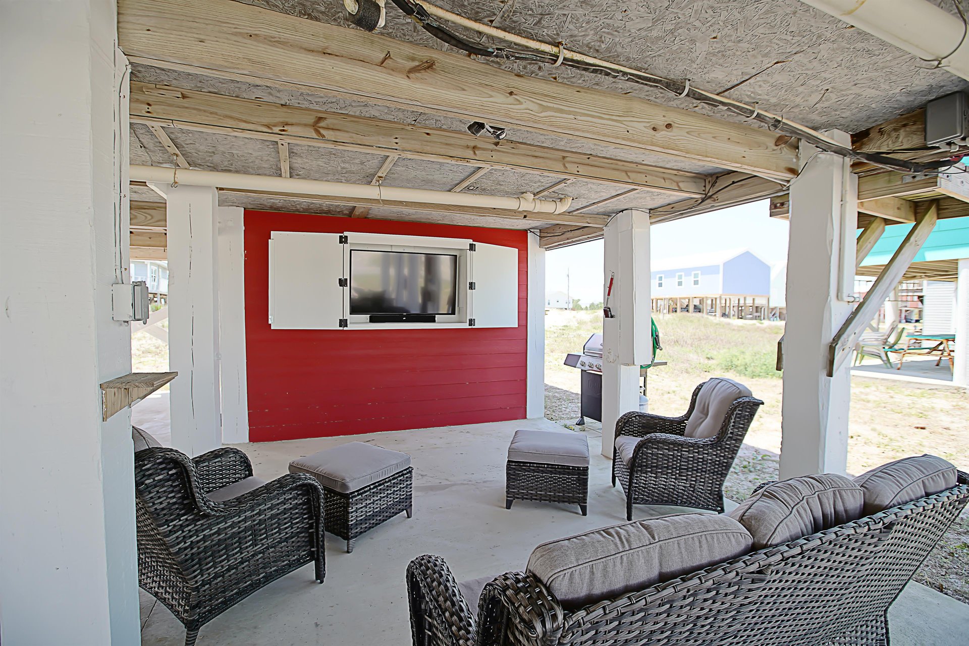 Sandpiper 33