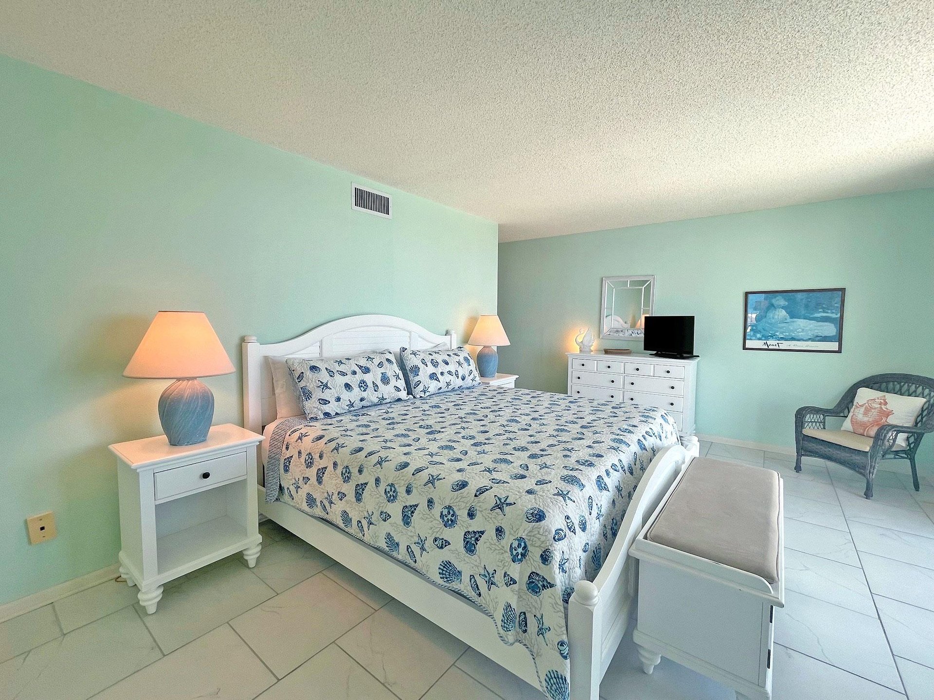 Tristan Towers 5B 17