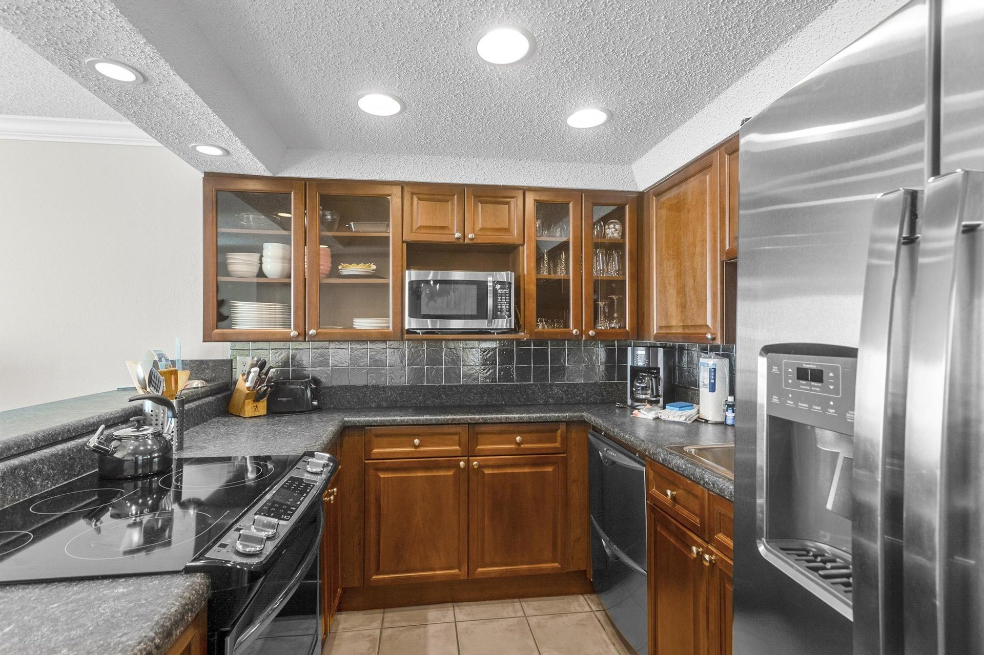 Sabine Yacht and Racquet Club 9D 8