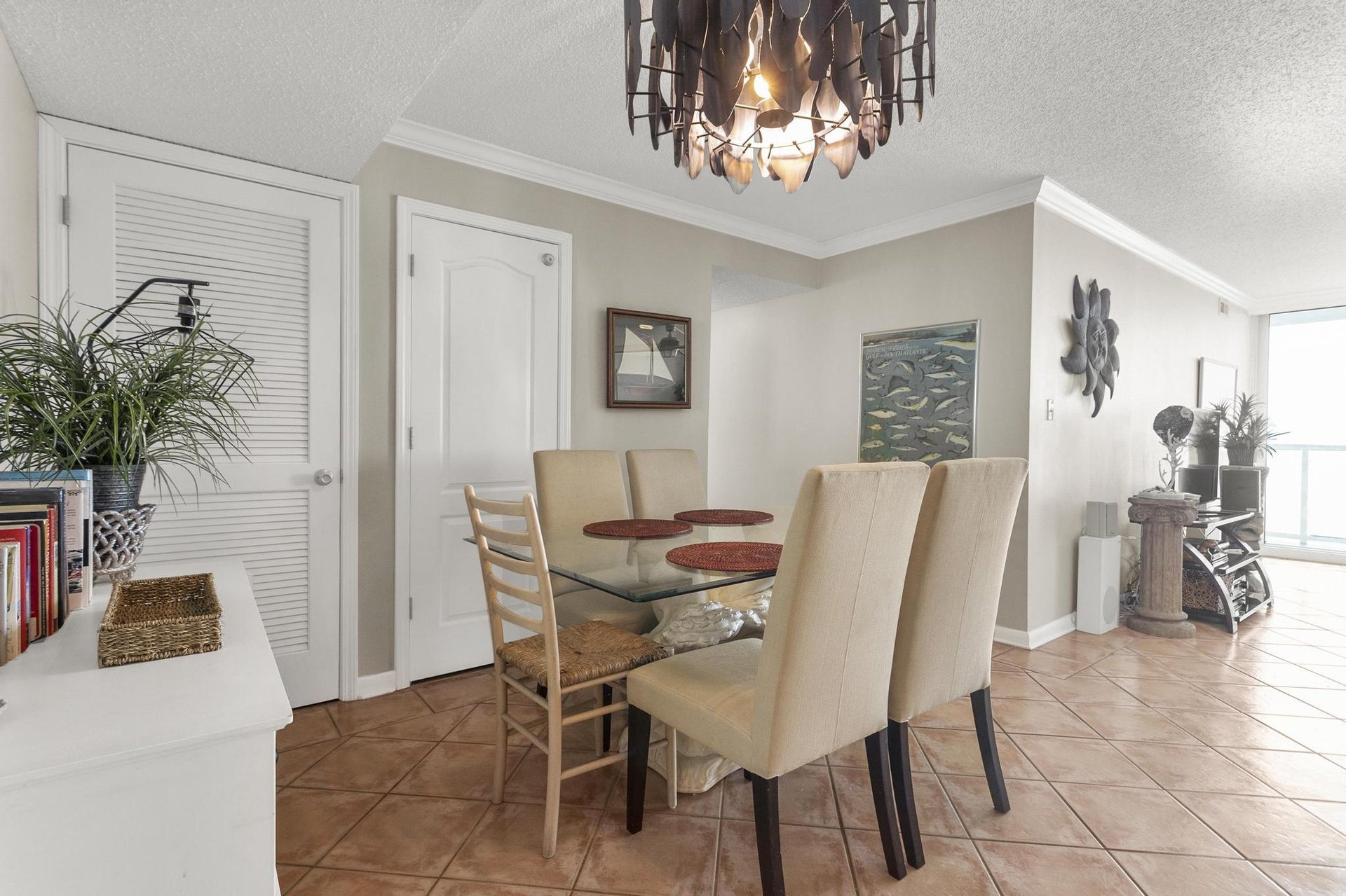 Sabine Yacht and Racquet Club 9D 11