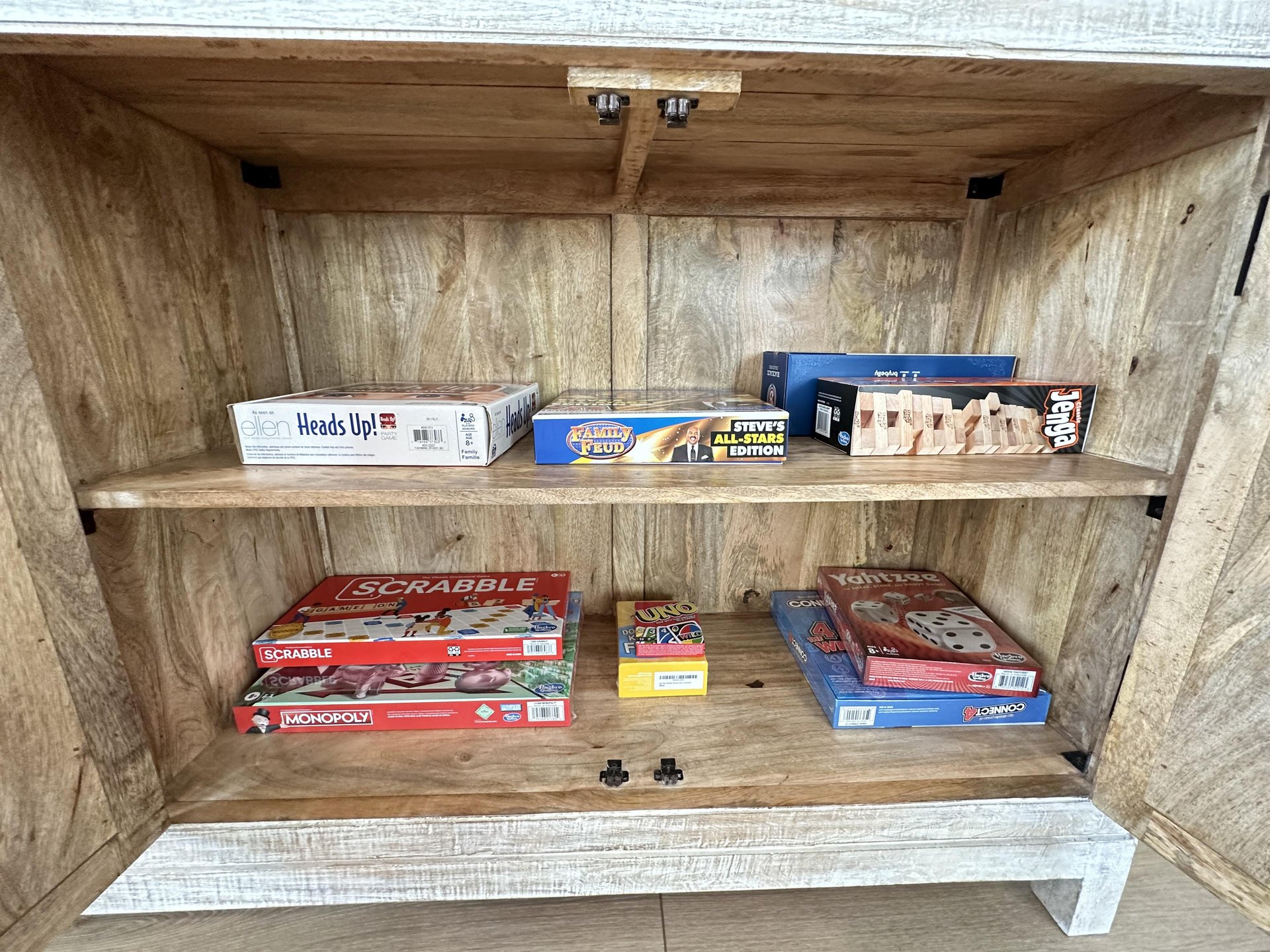 Pelican Place Cottages  D 7