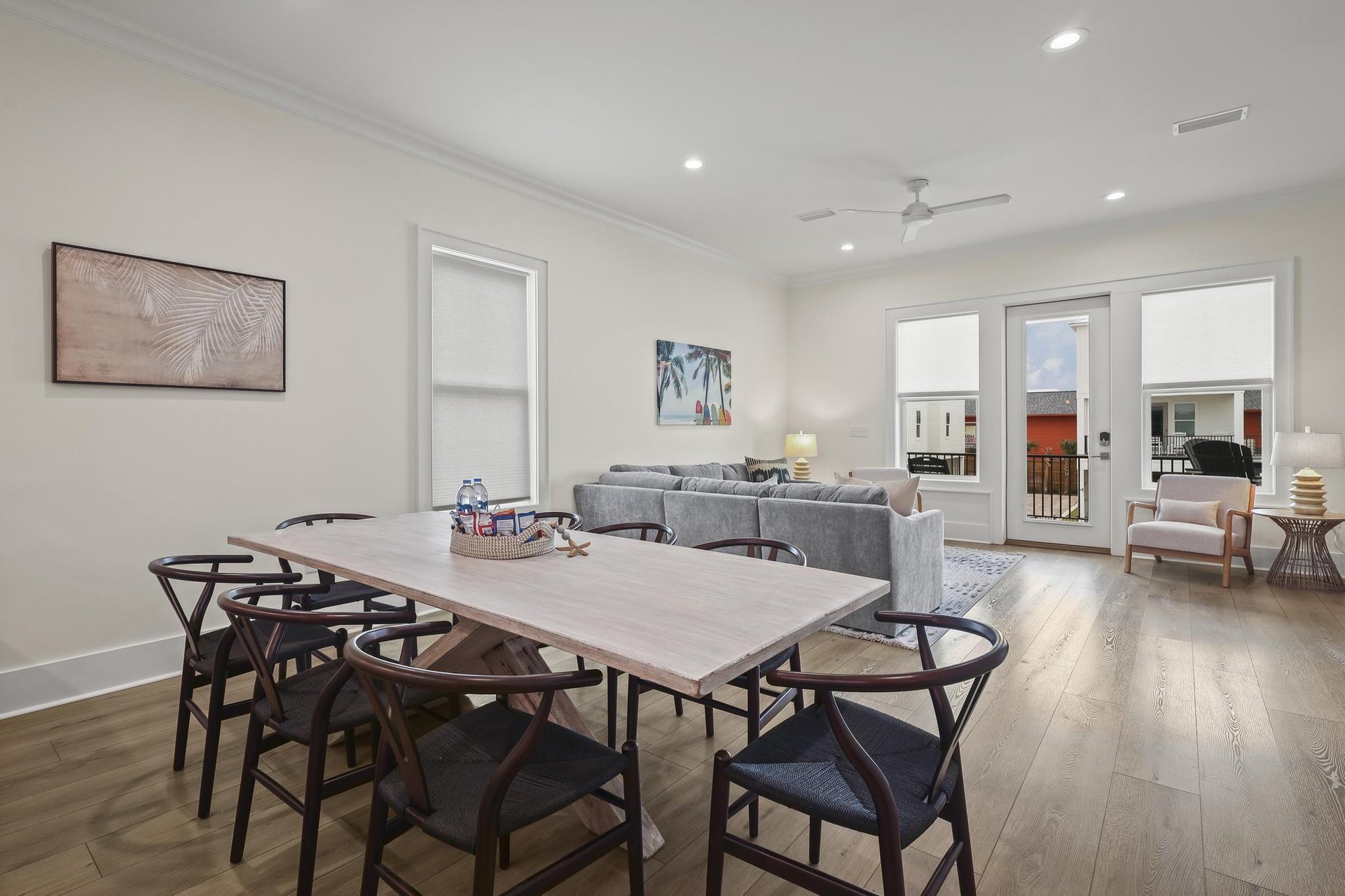 Pelican Place Cottages  D 10