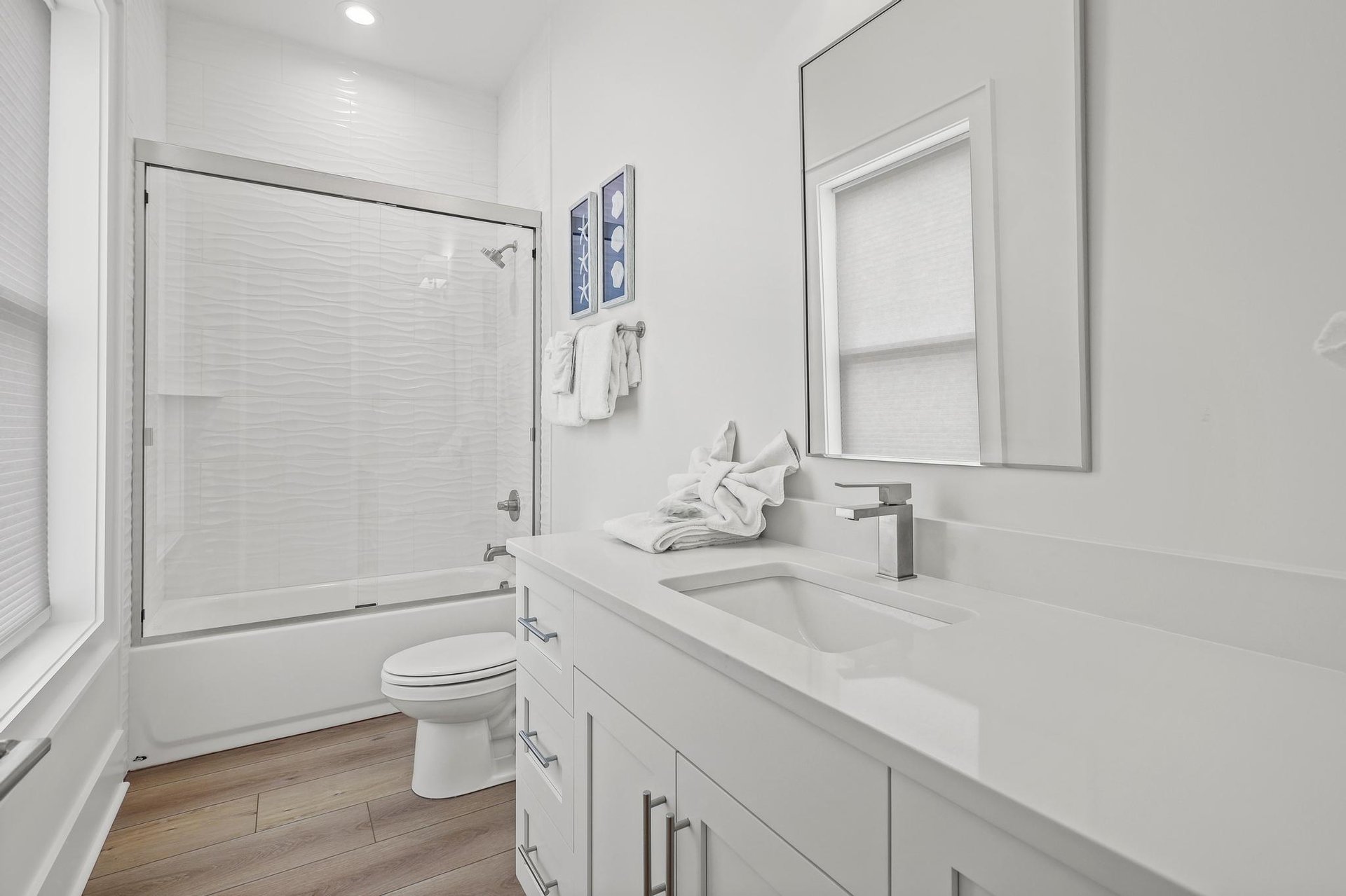 Pelican Place Cottages  D 14