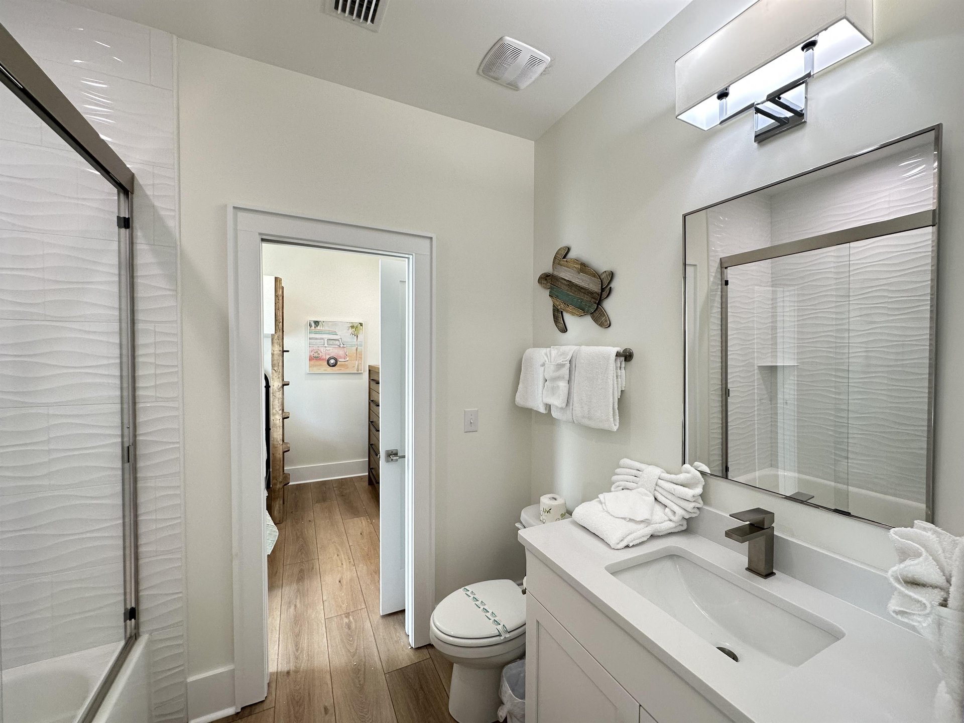 Pelican Place Cottages  D 23