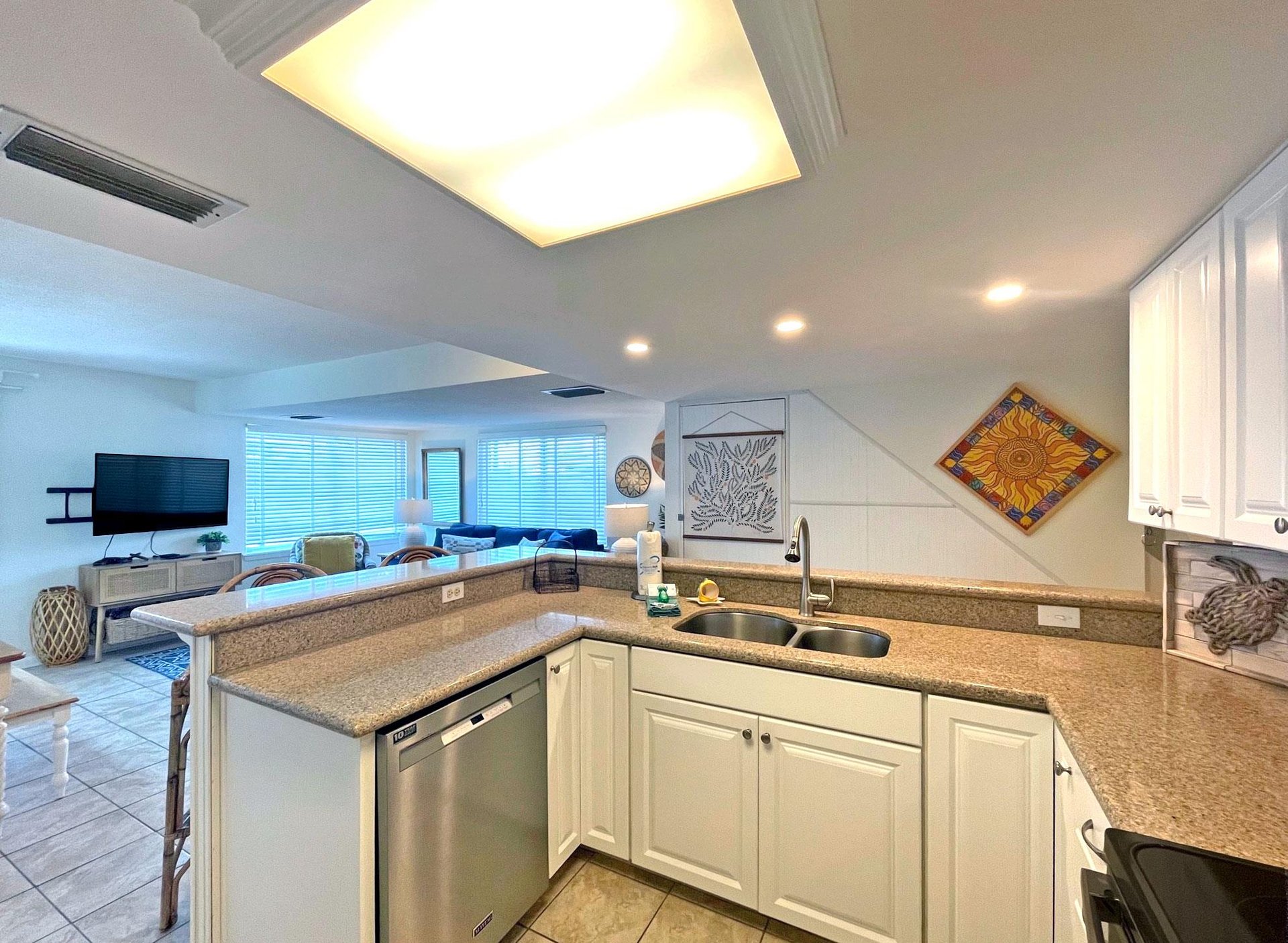 Regency Cabanas C1 9