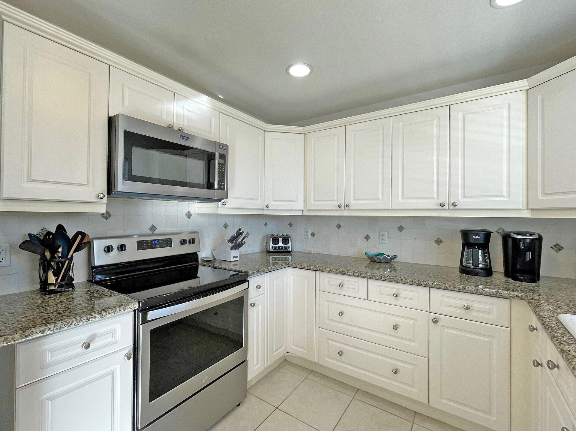 Maldonado 813  The Lazee Lagoon Beach House 20