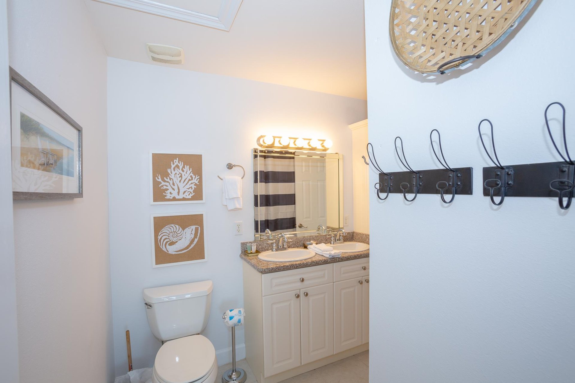 Maldonado 813  The Lazee Lagoon Beach House 37