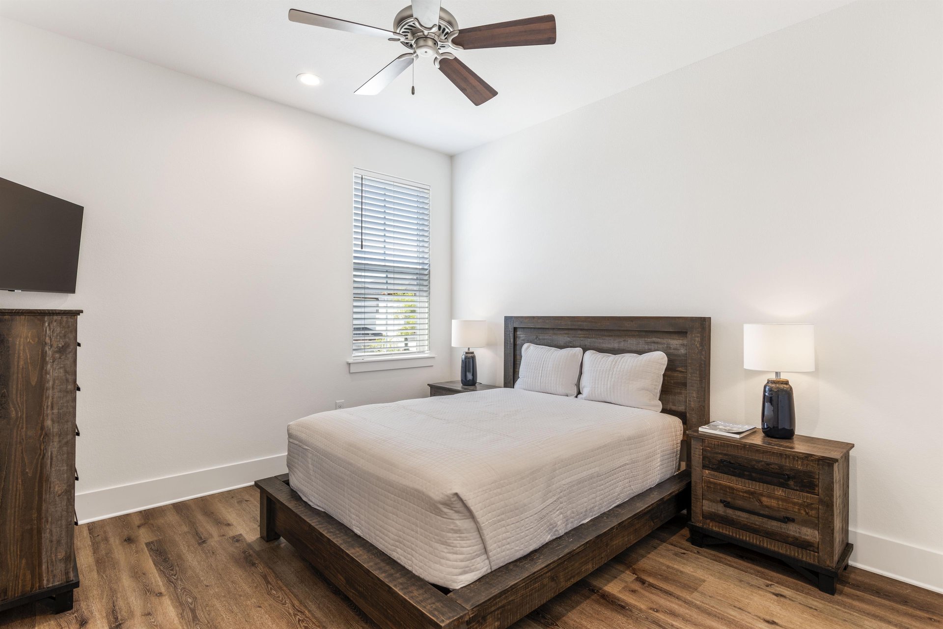 Carefree Hideaway 24