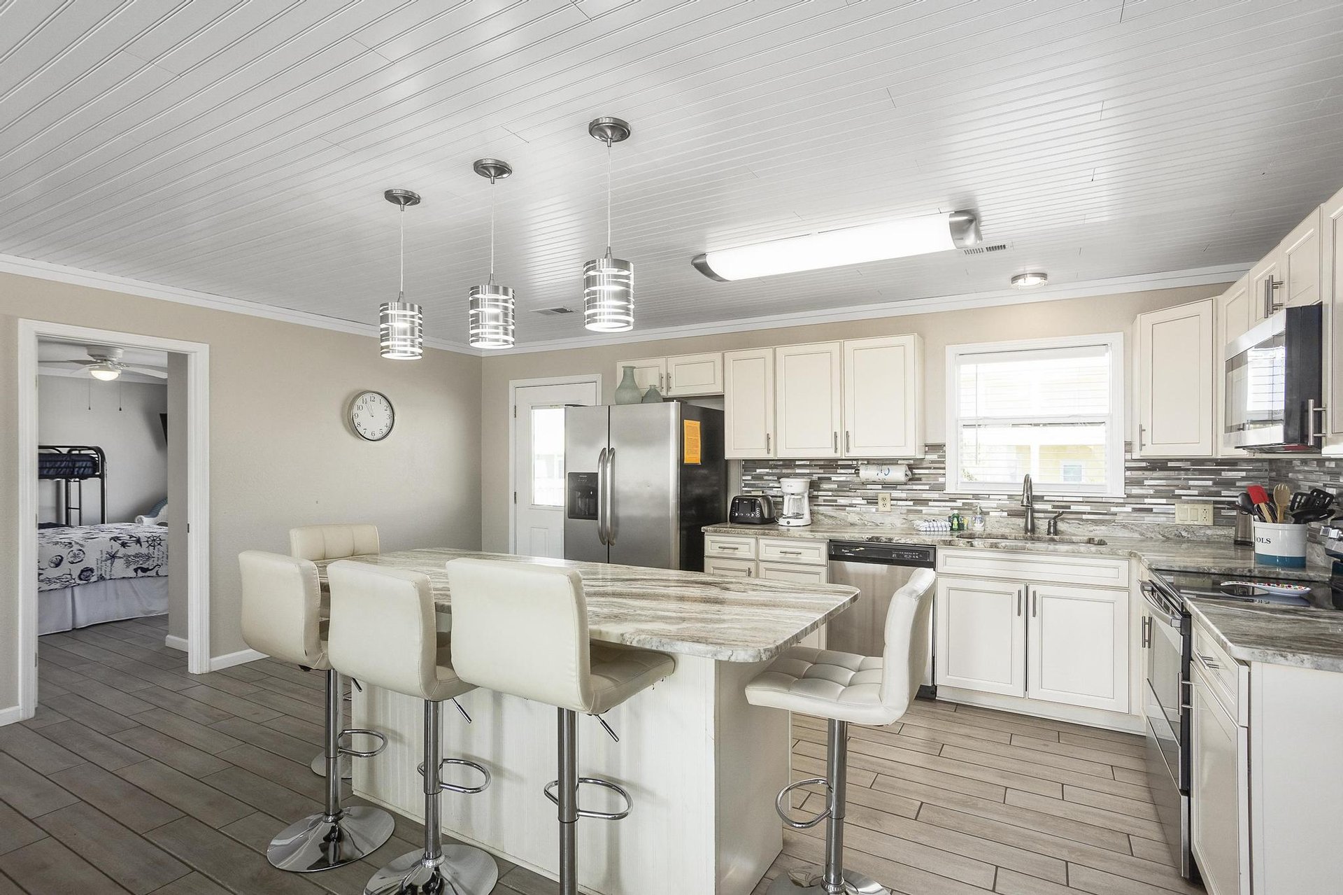 7456 Gulf Boulevard  ParrotEyes Cove 6