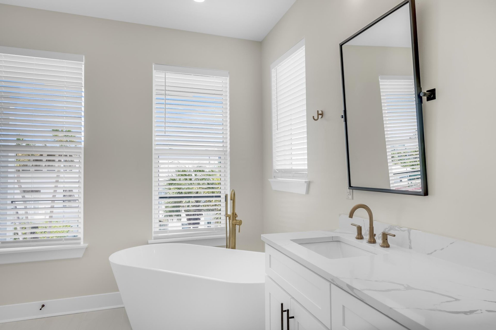 Beach Paradise Manor at Destin Pointe Resort 16