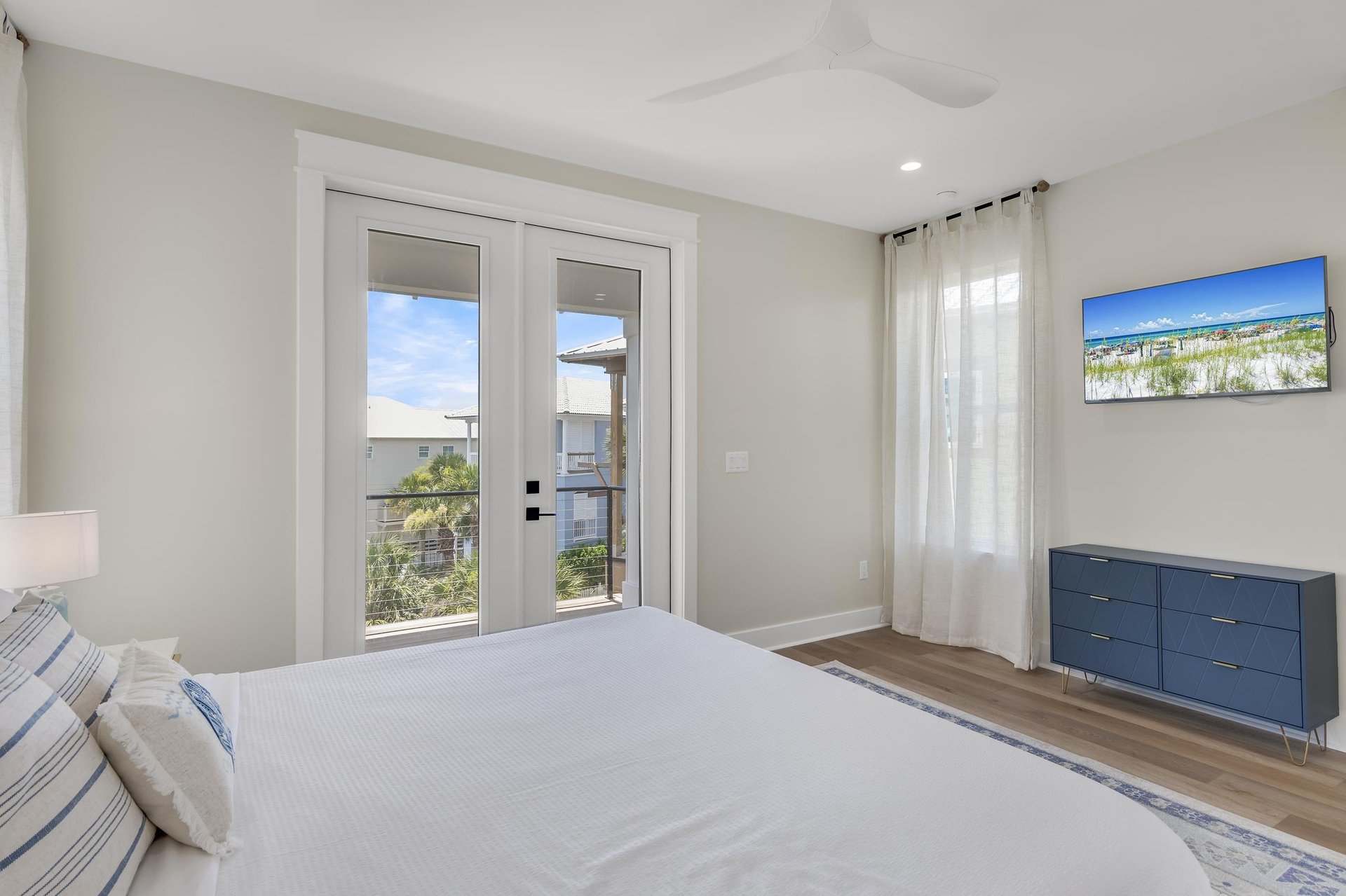 Beach Paradise Manor at Destin Pointe Resort 20