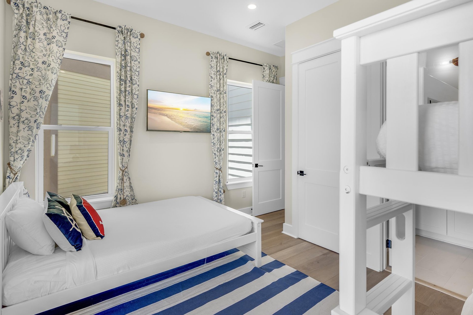 Beach Paradise Manor at Destin Pointe Resort 23