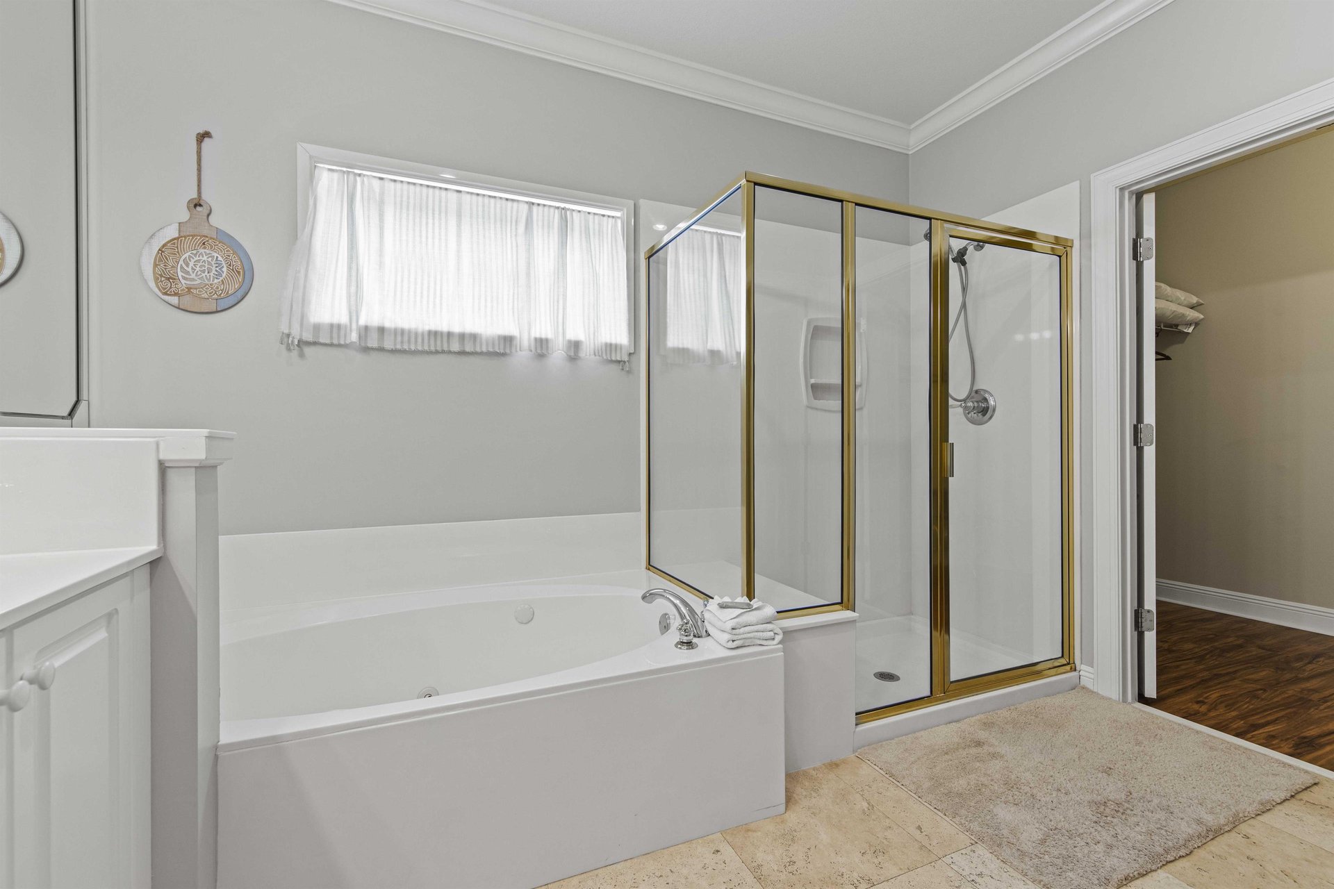 Classy Beaches at Destin Pointe Resort 16