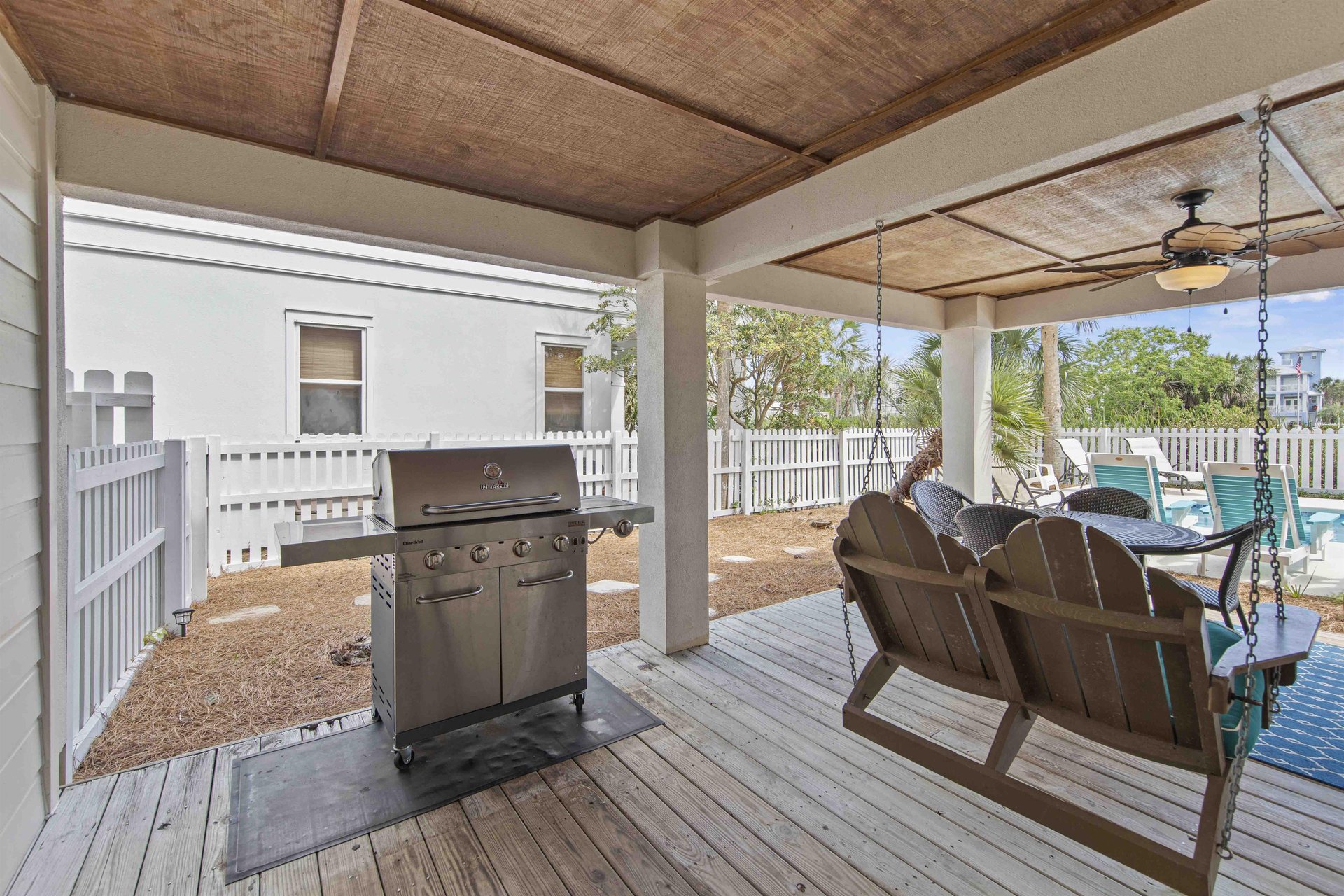 Classy Beaches at Destin Pointe Resort 31