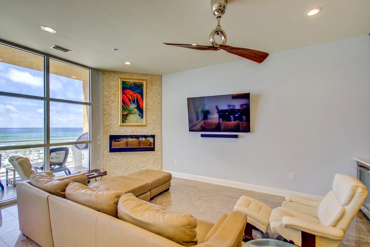 Regency Cabanas B6 3