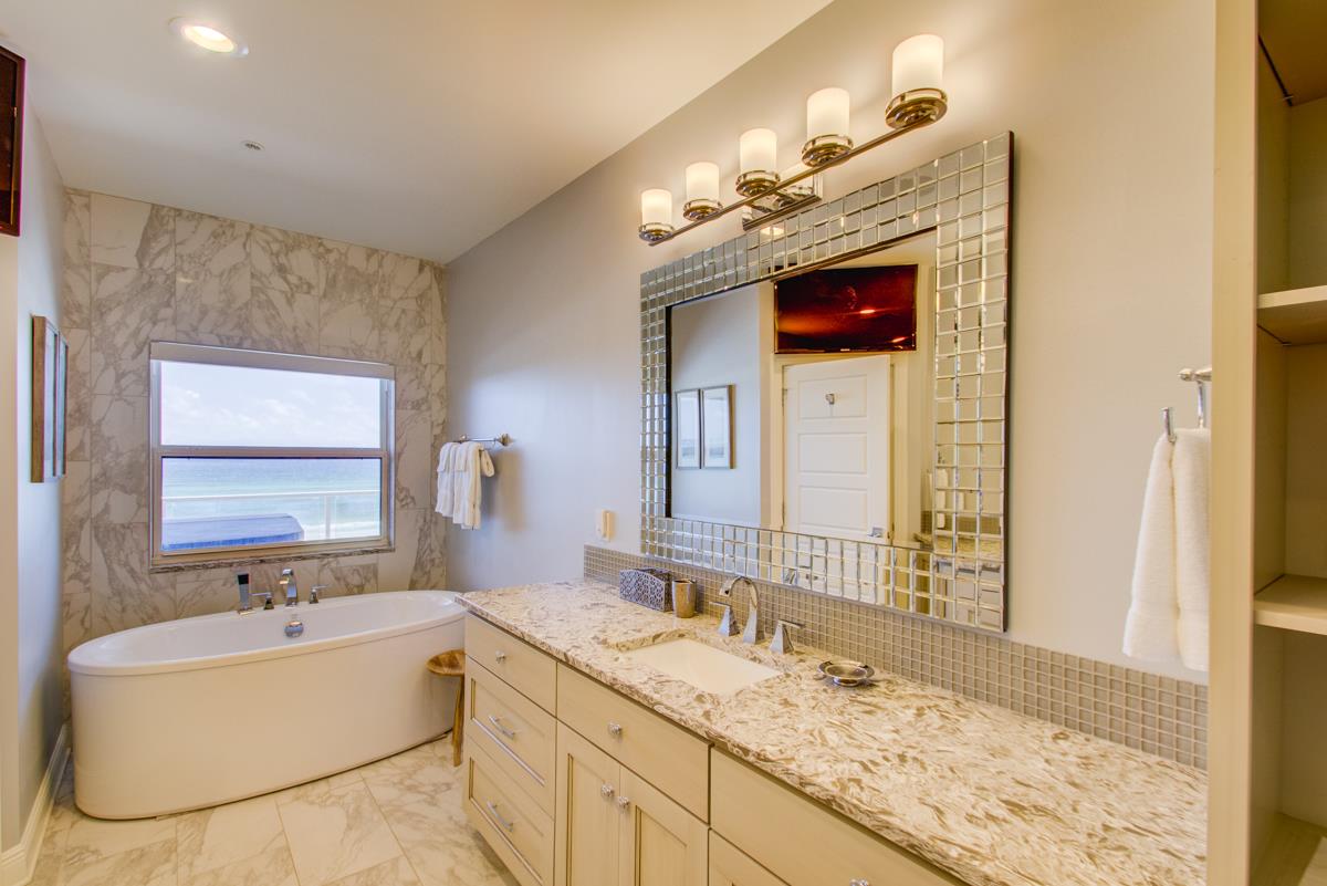 Regency Cabanas B6 20