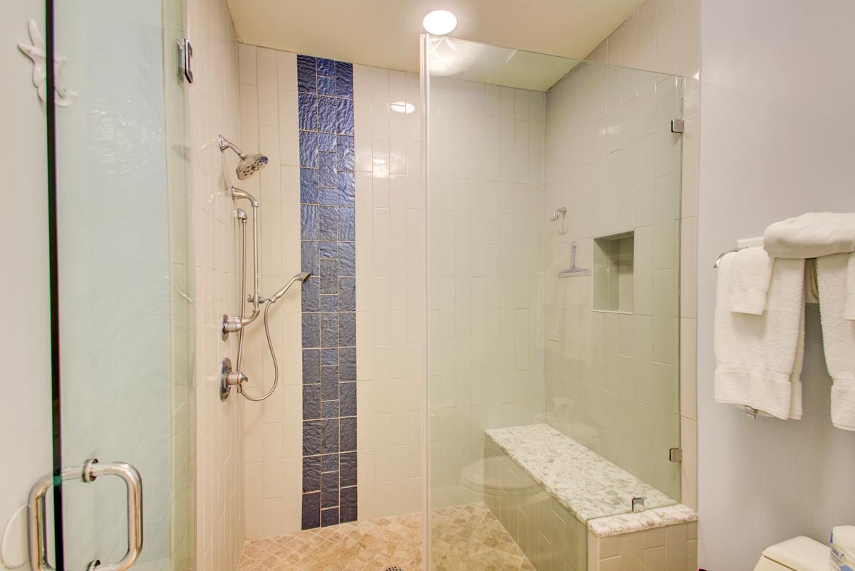 Regency Cabanas B6 25