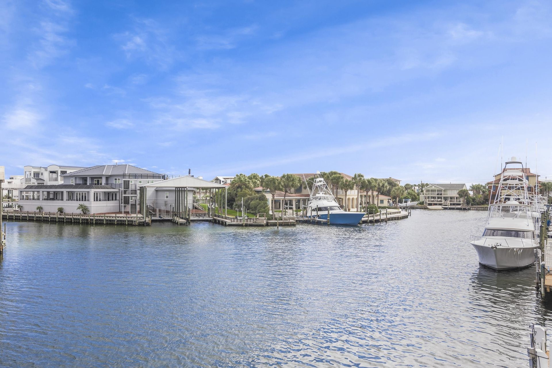 Boaters Dream House on Holiday Isle 32