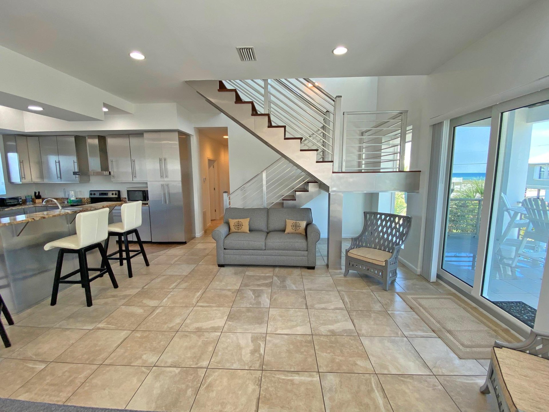 Ariola 1013  Sunshine Beach House 21