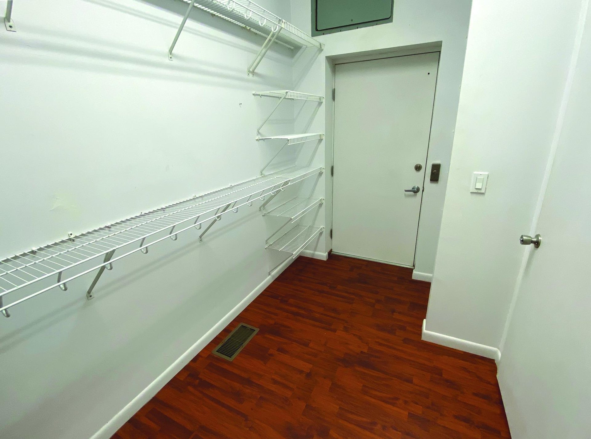 Ariola 1013  Sunshine Beach House 56