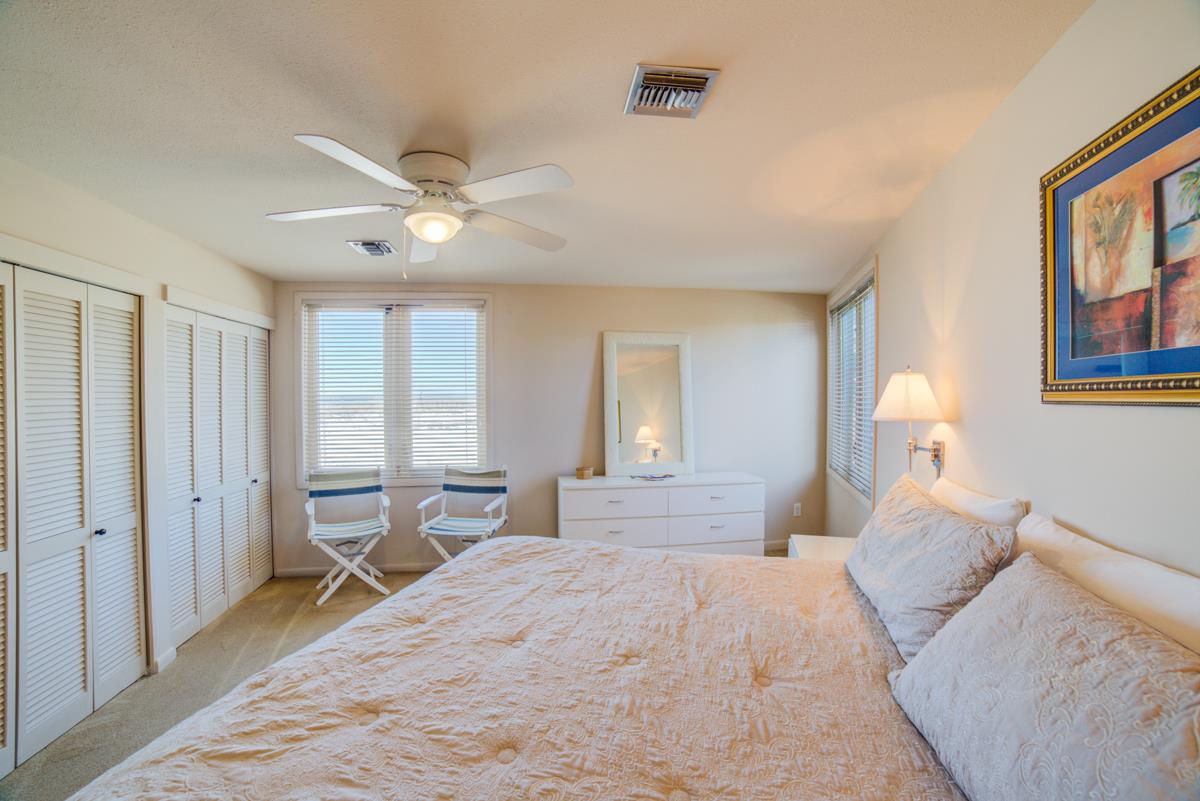 Ensenada Cinco 1736 29