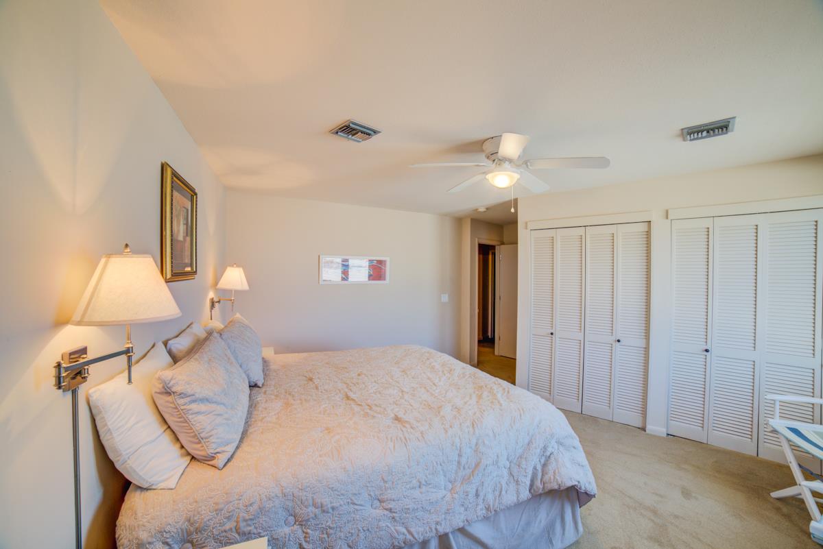 Ensenada Cinco 1736 30