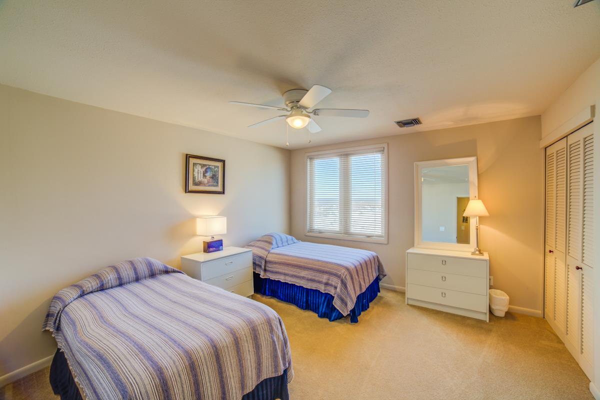 Ensenada Cinco 1736 32